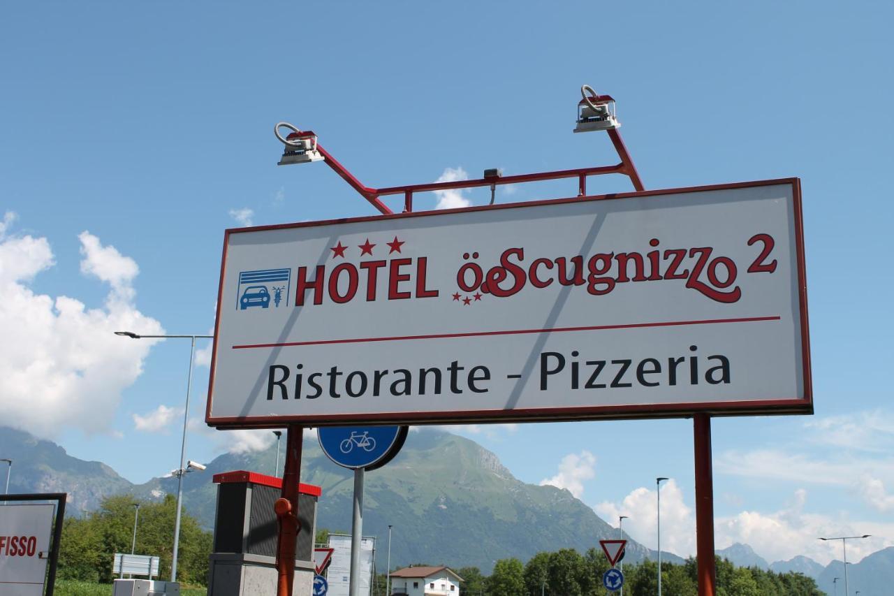 Hotel O'Scugnizzo 2 贝卢诺 外观 照片